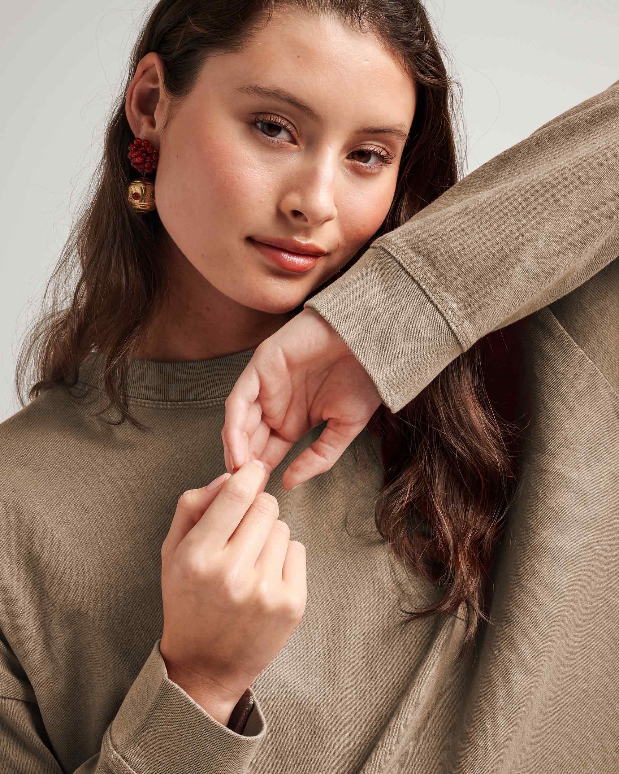 Womens Relaxed Crop Long Sleeve Tee - Pigment Dye Jersey - Warm Grey - Image 4