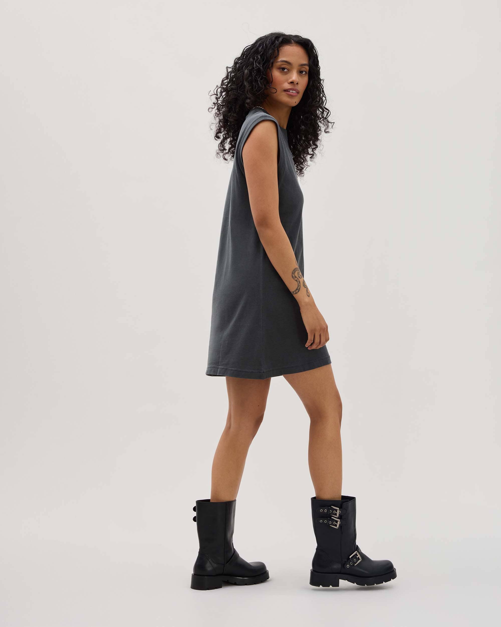 Womens Relaxed Muscle Dress - Pigment Dye Jersey - Stretch Limo - Image 4
