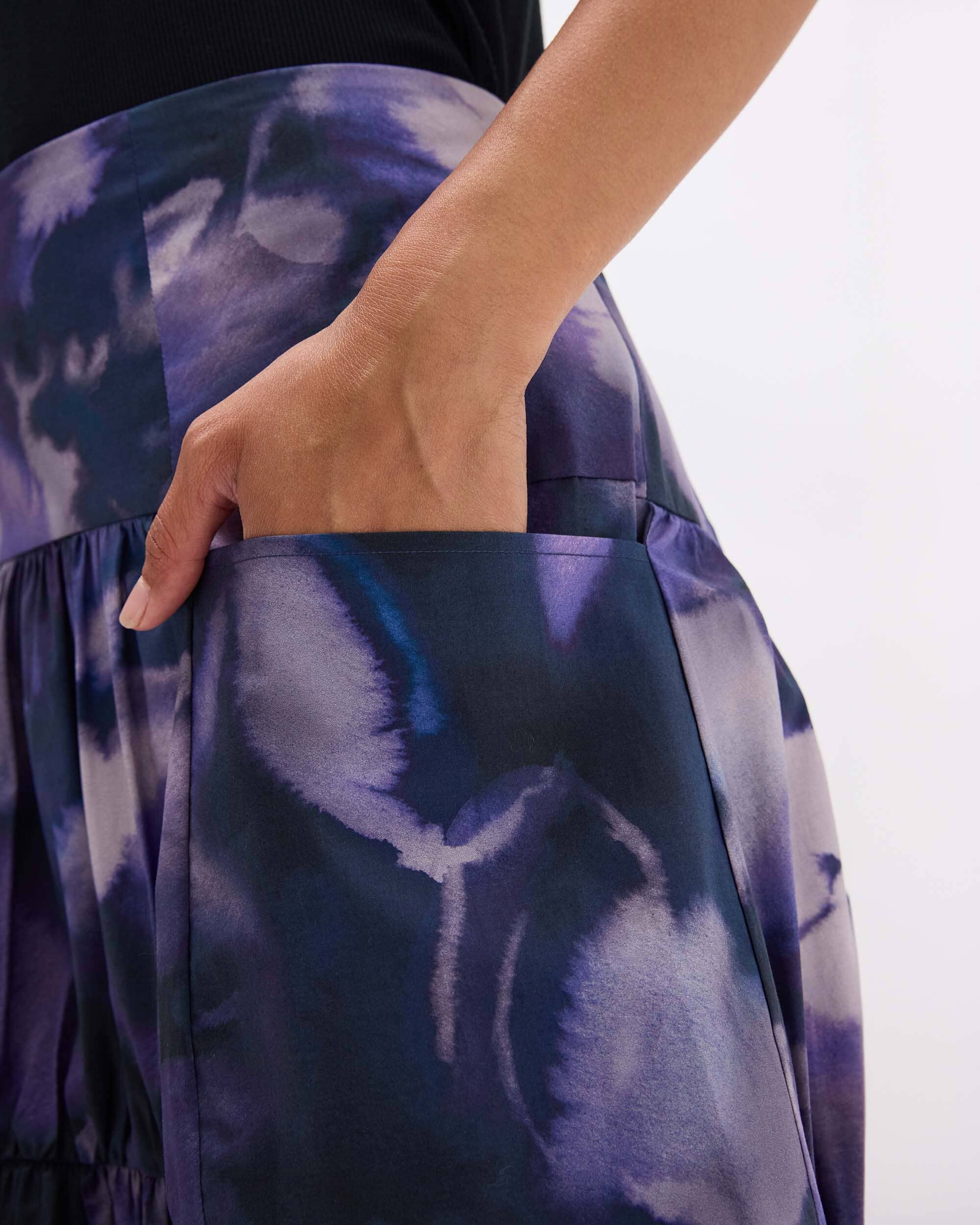 Womens Stevie Tiered Maxi Skirt - Cotton Poplin - Purple Ghost Floral - Image 5